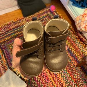 Robeez leather walking boots